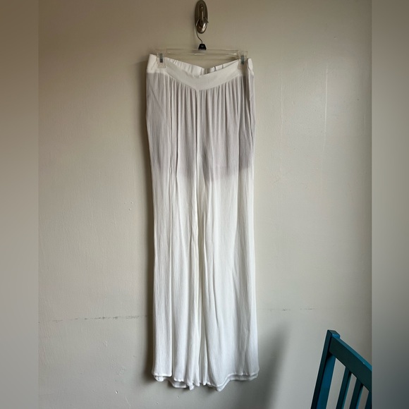 ViX White Daniela Pants Medium. - Picture 6 of 9